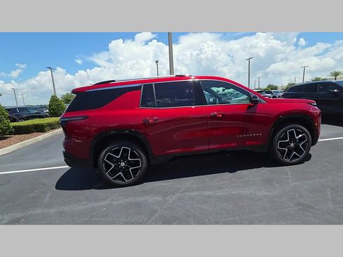 New 2026 Chevrolet Traverse High Country FWD image 18