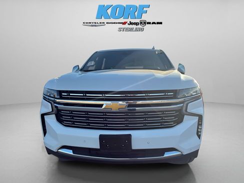 Used 2023 Chevrolet Suburban Premier image 2