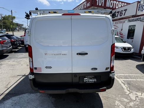 Used 2018 Ford Transit 250 130 Low Roof RWD image 5