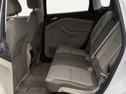 Used 2016 Ford Escape SE w/ Equipment Group 201A image 13