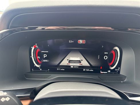 New 2026 Nissan Pathfinder Platinum AWD/4WD image 16
