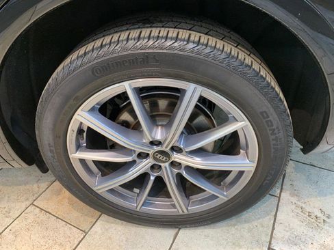 Used 2022 Audi SQ5 Premium Plus w/ Premium Plus Package image 11