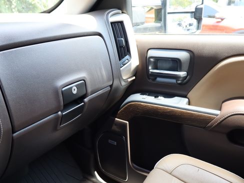 Used 2017 GMC Sierra 3500 Denali w/ Duramax Plus Package AWD/4WD image 46