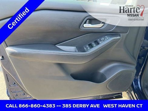 Certified 2025 Nissan Rogue SV AWD/4WD image 17