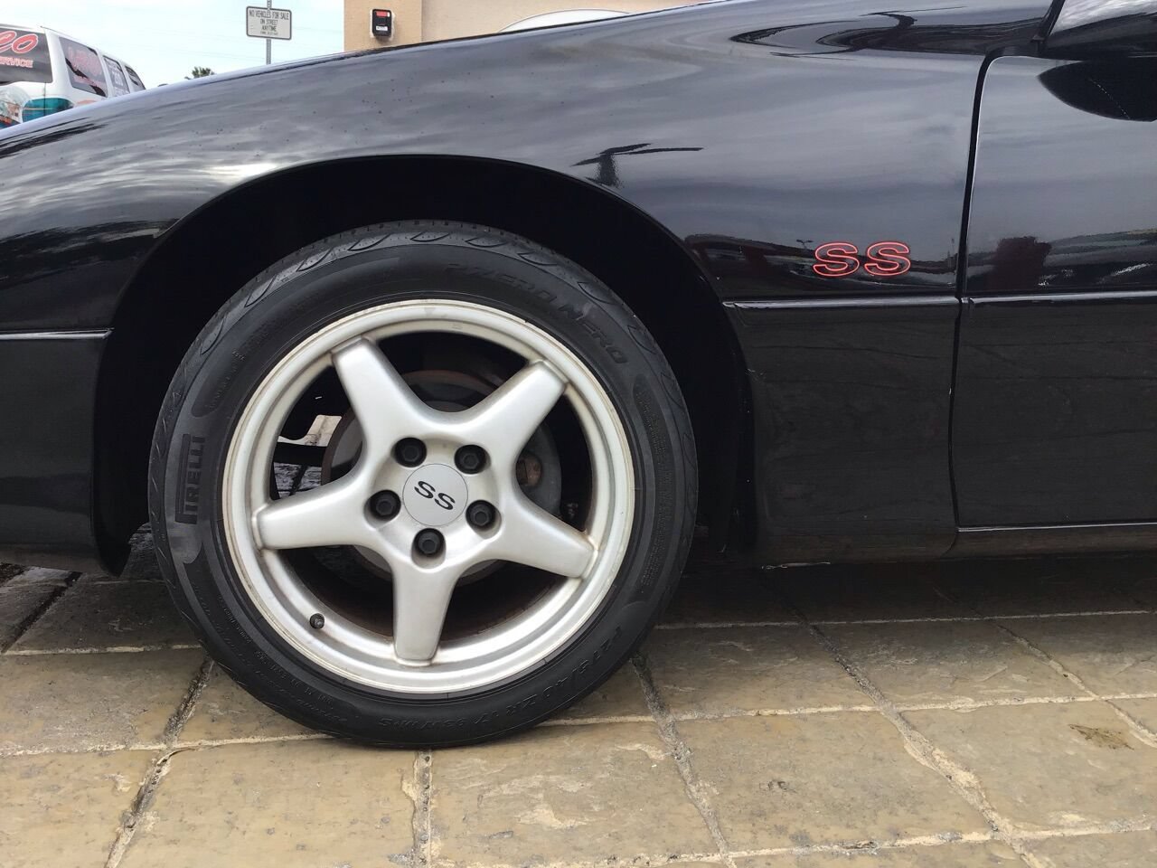 Used 1996 Chevrolet Camaro Z28 RWD image 6