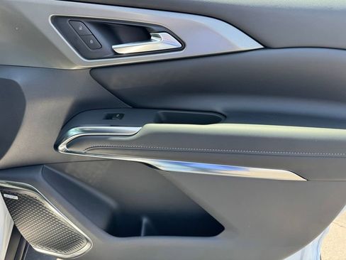 New 2026 Chevrolet Traverse LT w/ Enhanced Driving Package FWD image 19