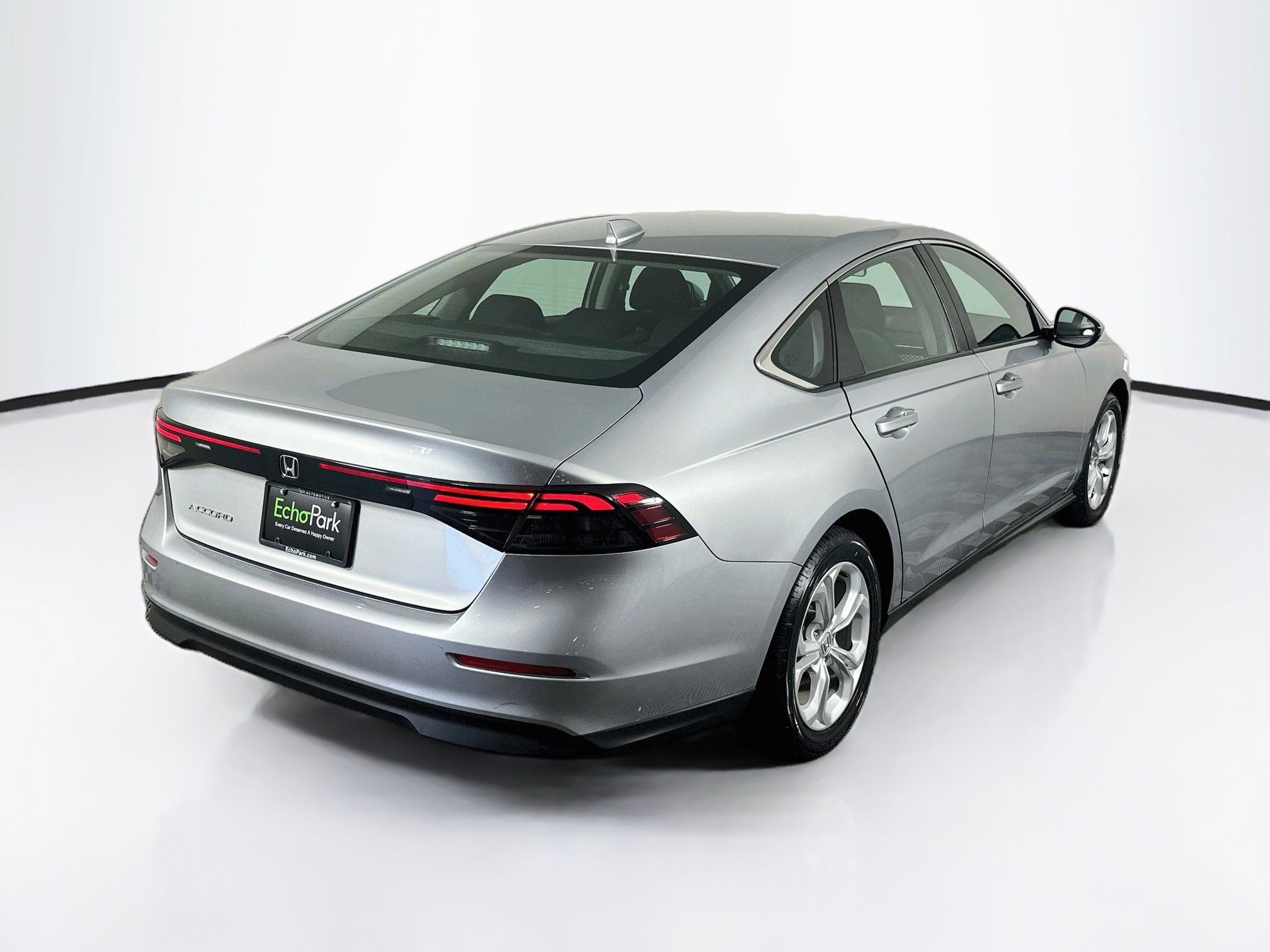 Used 2024 Honda Accord LX image 9