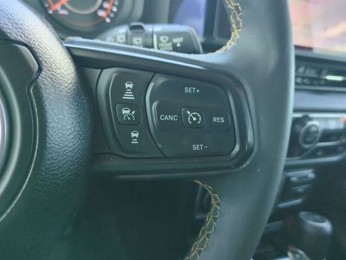 Used 2024 Jeep Wrangler Unlimited Sport AWD/4WD image 23