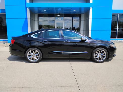 Used 2014 Chevrolet Impala LTZ FWD image 34