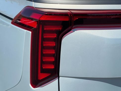 New 2026 Kia Carnival SX Prestige image 34