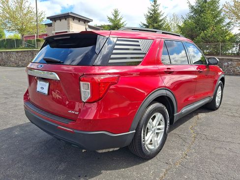 Certified 2021 Ford Explorer XLT AWD/4WD image 6