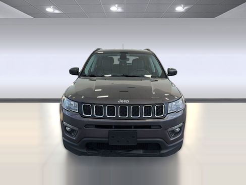 Used 2020 Jeep Compass Latitude FWD image 6