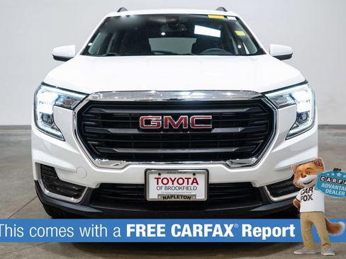 Used 2023 GMC Terrain SLE w/ Driver Convenience Package AWD/4WD image 2