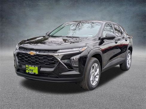 New 2026 Chevrolet Trax LS w/ LS Convenience Package image 8