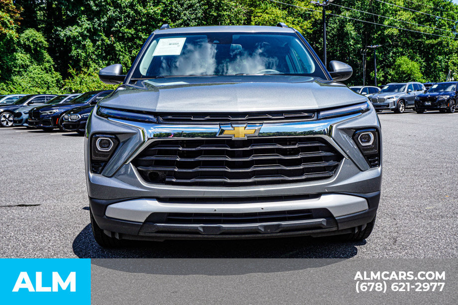Used 2025 Chevrolet TrailBlazer LT FWD image 9