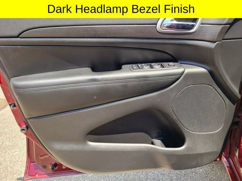 Used 2018 Jeep Grand Cherokee Altitude AWD/4WD image 21