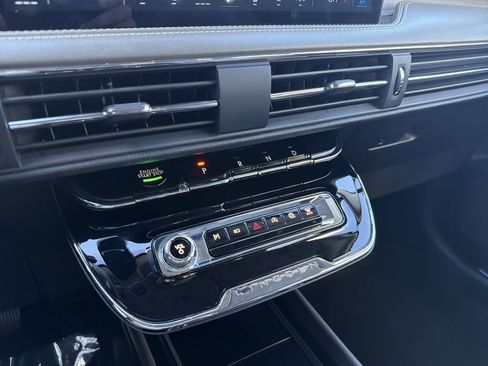 Used 2023 Lincoln Corsair Reserve w/ Equipment Group 202A image 26