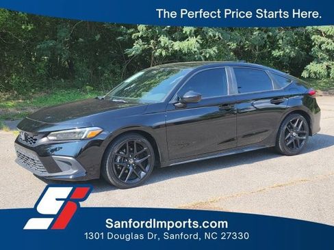 Used 2022 Honda Civic Sport image 1