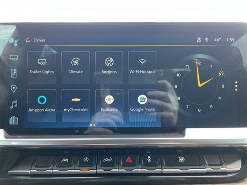 Used 2023 Chevrolet Silverado 1500 LT AWD/4WD image 19