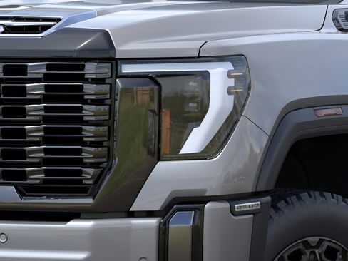 New 2026 GMC Sierra 2500 Denali Ultimate w/ LPO, Black Badging Package AWD/4WD image 10