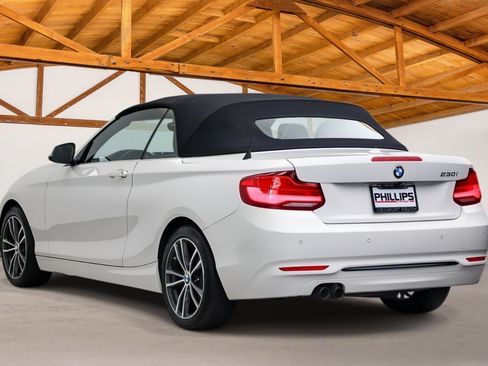 Used 2019 BMW 230i Convertible w/ Convenience Package RWD image 3