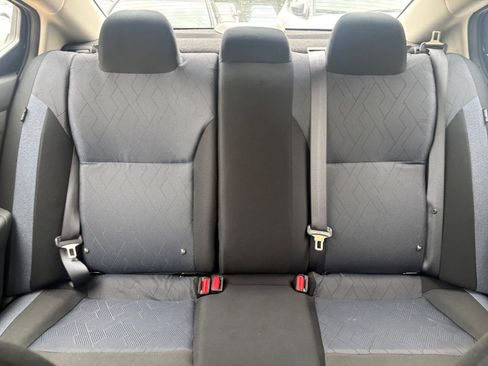 Used 2025 Nissan Versa SV FWD image 36
