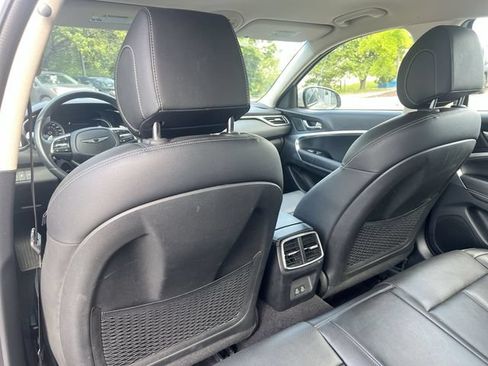 Used 2025 Genesis G70 2.5T RWD image 36