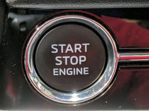 Used 2025 Mitsubishi Outlander SEL image 22