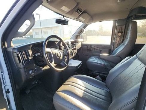 Used 2023 Chevrolet Express 3500 LS image 10