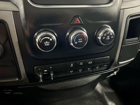 Used 2015 RAM 3500 Tradesman w/ Power & Remote Entry Group AWD/4WD image 10