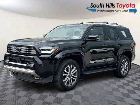 Used 2025 Toyota 4Runner Limited AWD/4WD image 3