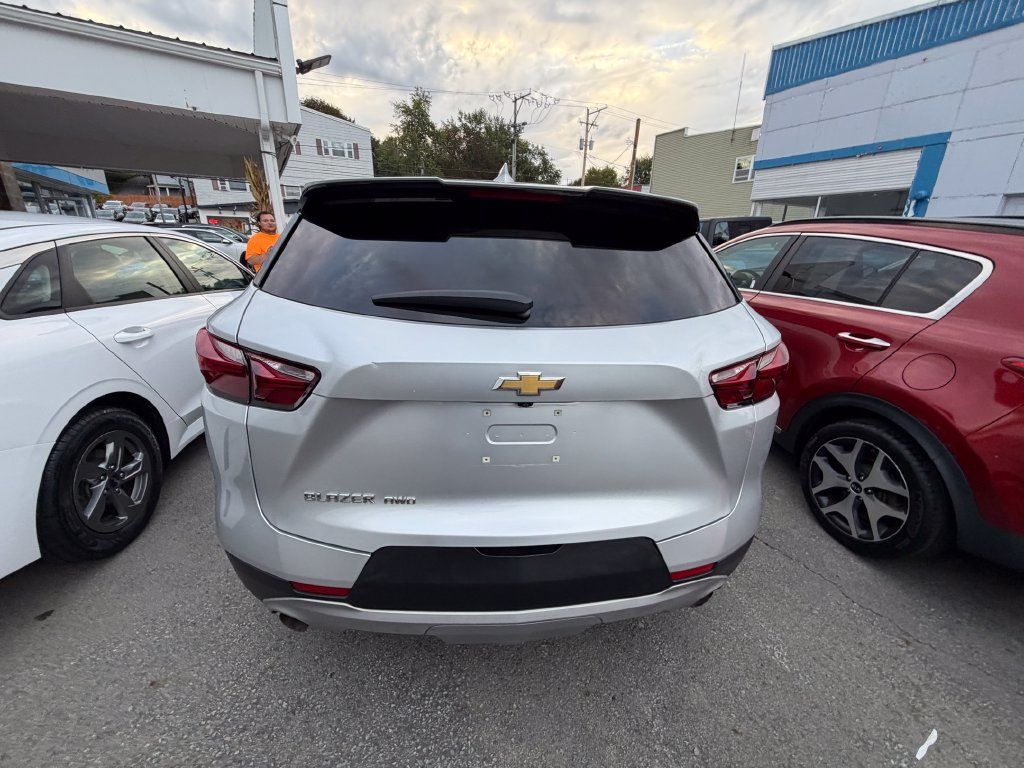 Used 2022 Chevrolet Blazer LT AWD/4WD image 4