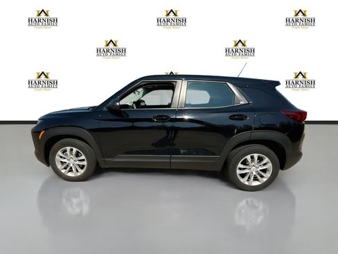 Used 2023 Chevrolet TrailBlazer LS FWD image 3
