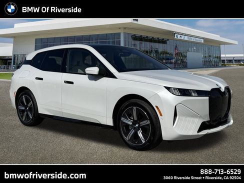 Used 2026 BMW iX xDrive60 image 1