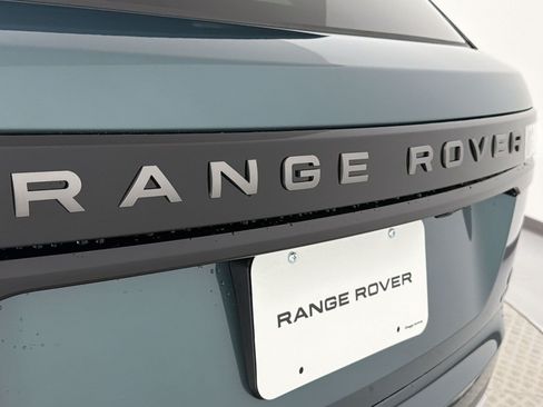 New 2026 Land Rover Range Rover Velar S AWD/4WD image 38