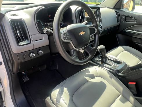 Used 2019 Chevrolet Colorado W/T w/ WT Convenience Package AWD/4WD image 14