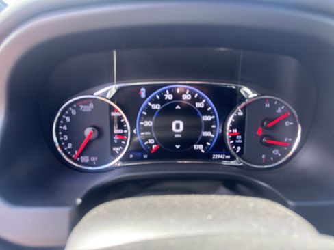 Used 2023 GMC Acadia AT4 w/ Technology Package AWD/4WD image 9