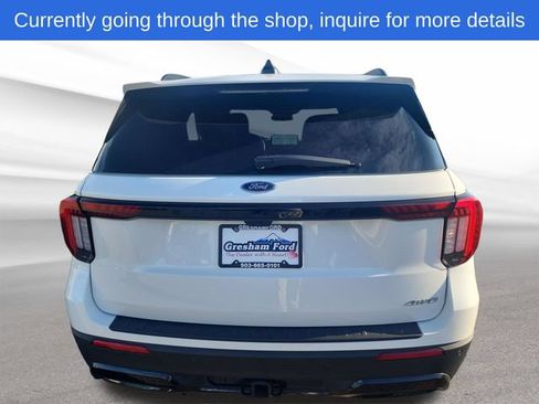 Used 2025 Ford Explorer ST-Line AWD/4WD image 4