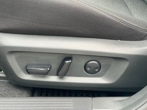 Certified 2023 Nissan Rogue SV AWD/4WD image 10