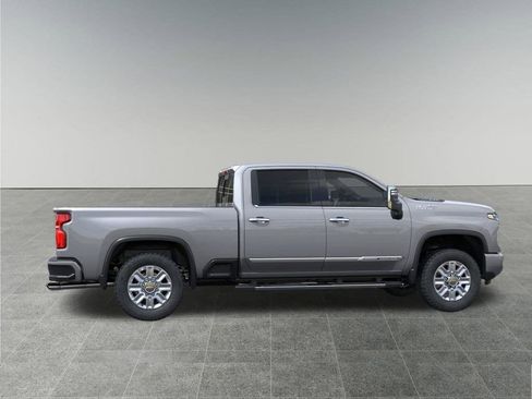 New 2026 Chevrolet Silverado 2500 High Country w/ High Country Premium Package AWD/4WD image 5