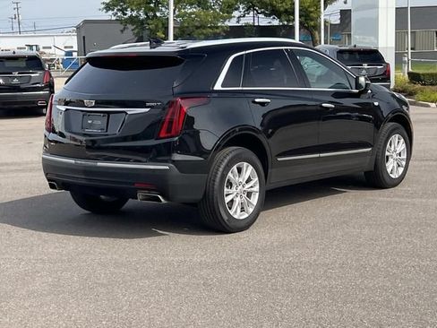 Certified 2024 Cadillac XT5 Luxury w/ LPO, Floor Liner Package AWD/4WD image 4