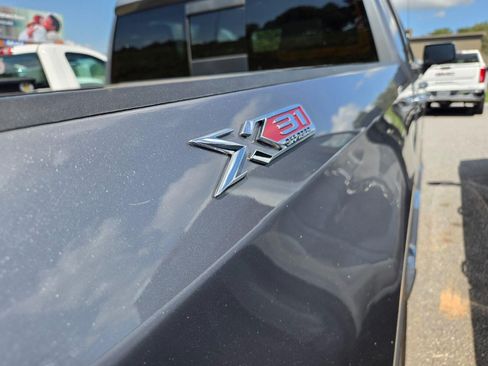 Used 2020 GMC Sierra 1500 SLT w/ SLT Premium Plus Package AWD/4WD image 7