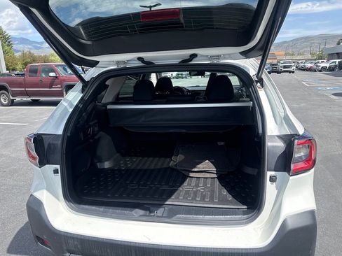 Used 2025 Subaru Outback Onyx Edition AWD/4WD image 11