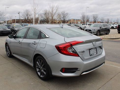 Used 2020 Honda Civic EX image 5
