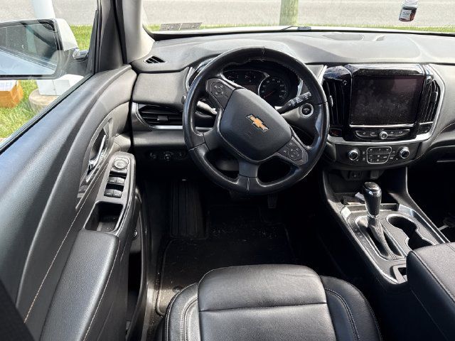 Used 2019 Chevrolet Traverse LT w/ LT Premium Package AWD/4WD image 19