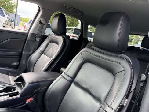 Used 2022 Lincoln Corsair AWD w/ Equipment Group 101A image 7