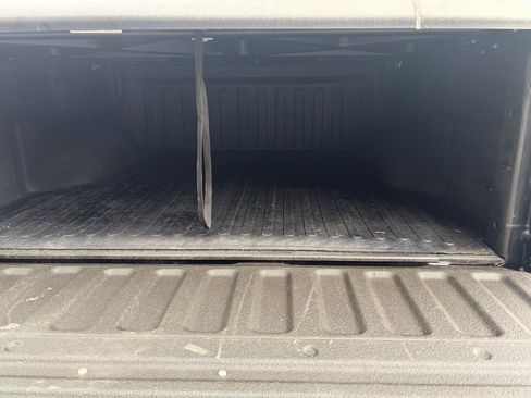 Used 2013 Ford F150 XLT w/ Luxury Equipment Group AWD/4WD image 18