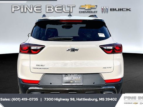 New 2026 Chevrolet TrailBlazer ACTIV w/ Convenience Package FWD image 3