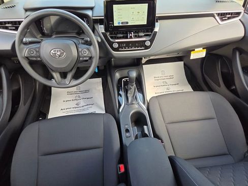 Used 2026 Toyota Corolla LE image 9