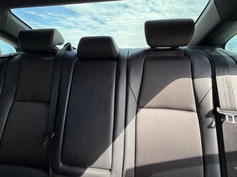 Used 2019 Honda Accord Sport image 14